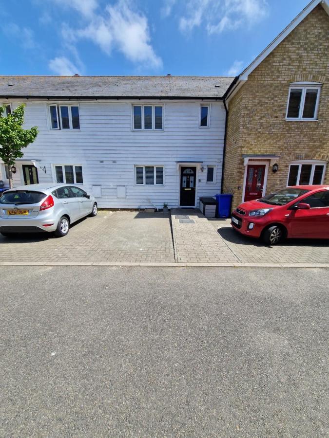 Villa The Old Printworks, With Parking And Patio Garden à Whitstable Extérieur photo